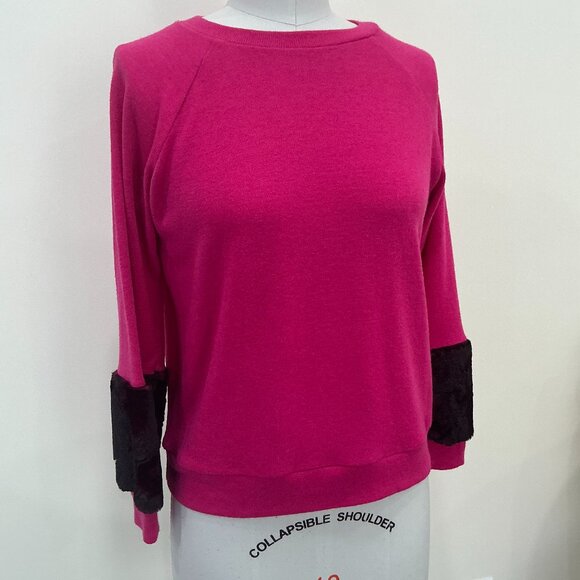 Sweater - Picture 5 of 5